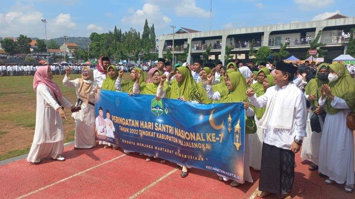 Banyak Pondok Pesantren Belum Tersentuh Baznas Banyak Pondok Pesantren Belum Tersentuh Baznas