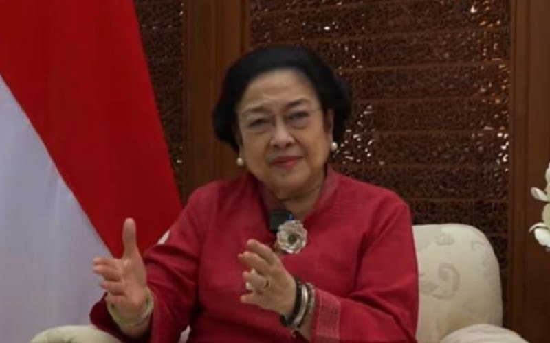 Risau Isu Penundaan Pemilu,Denny Indrayana Surati Megawati