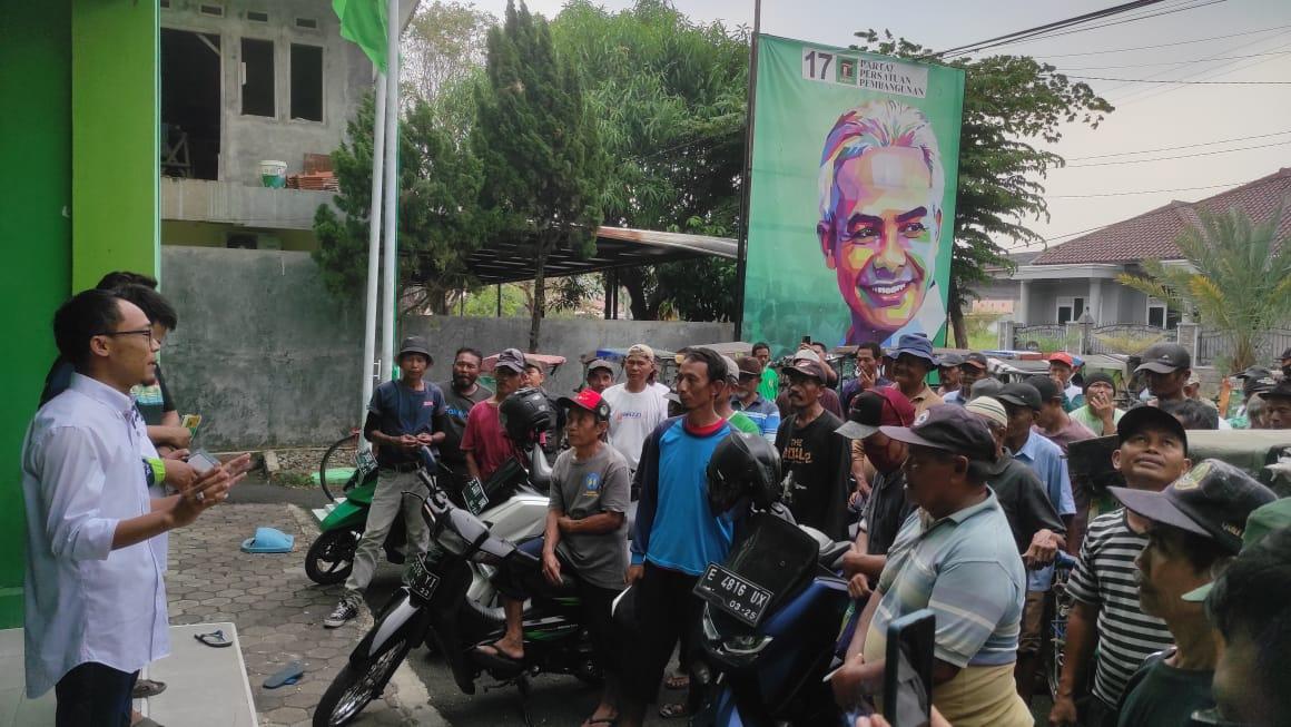 PPP Berbagi Kebaikan Bersama Tukang Becak PPP Berbagi Kebaikan Bersama Tukang Becak