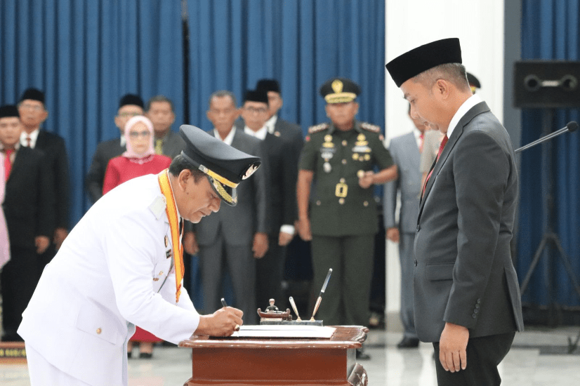Dedi Supandi Resmi Jadi Penjabat Bupati Majalengka Dedi Supandi Resmi Jadi Penjabat Bupati Majalengka