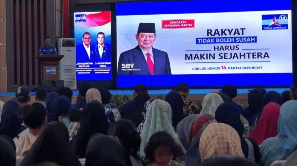 Susilo Bambang Yudhoyono (SBY) Turun Gunung