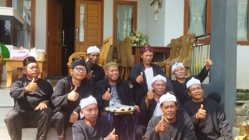 Mama Eman Dorong Apem Jadi Produk Khas UMKM Majalengka Mama Eman Dorong Apem Jadi Produk Khas UMKM Majalengka