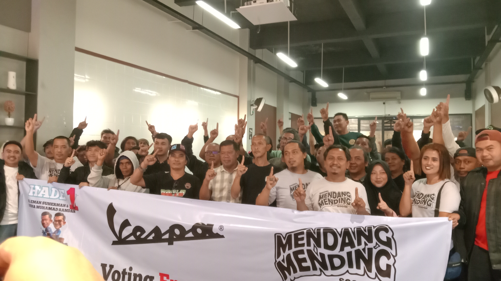Komonitas Scooter Majalengka Deklarasi Dukung Pasangan HADE Komonitas Scooter Majalengka Deklarasi Dukung Pasangan HADE